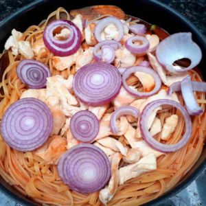 Linguine de forno com berinjela combinado