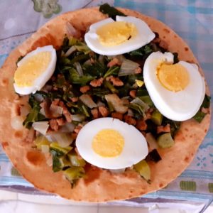 Wrap com folhas verdes