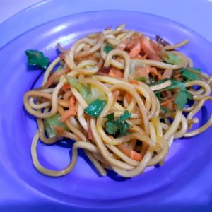 Yakisoba vegetariano fácil