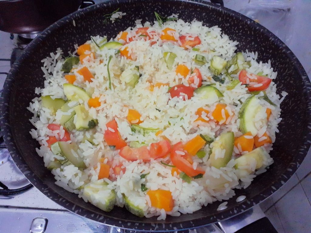 arroz com legumes simples