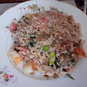 Arroz com bacon e lentilha. Receita passo a passo