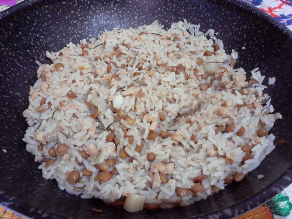 receita de arroz com lentilha simples