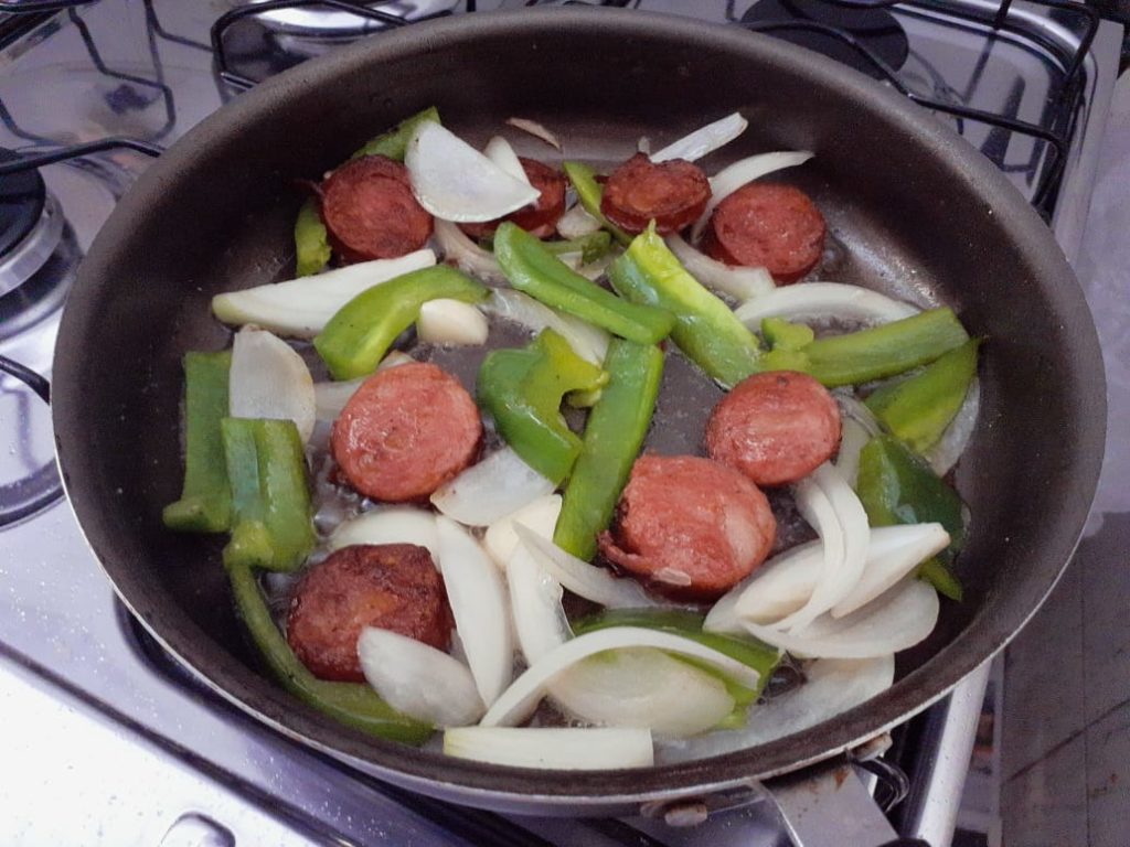 sanduiche de linguiça toscana