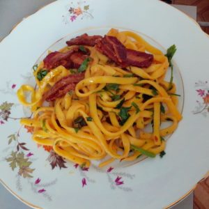 Receita de talharim com bacon